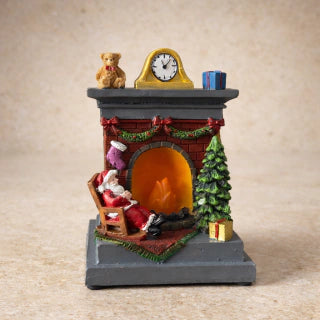 Christmas Scene - 12cm - Lighted Fireplace