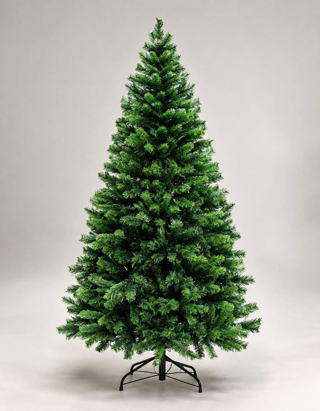 Montreal Traditional Christmas Tree 1.80m 628 Tips Green