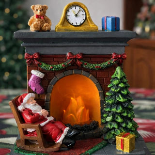 Christmas Scene - 12cm - Lighted Fireplace